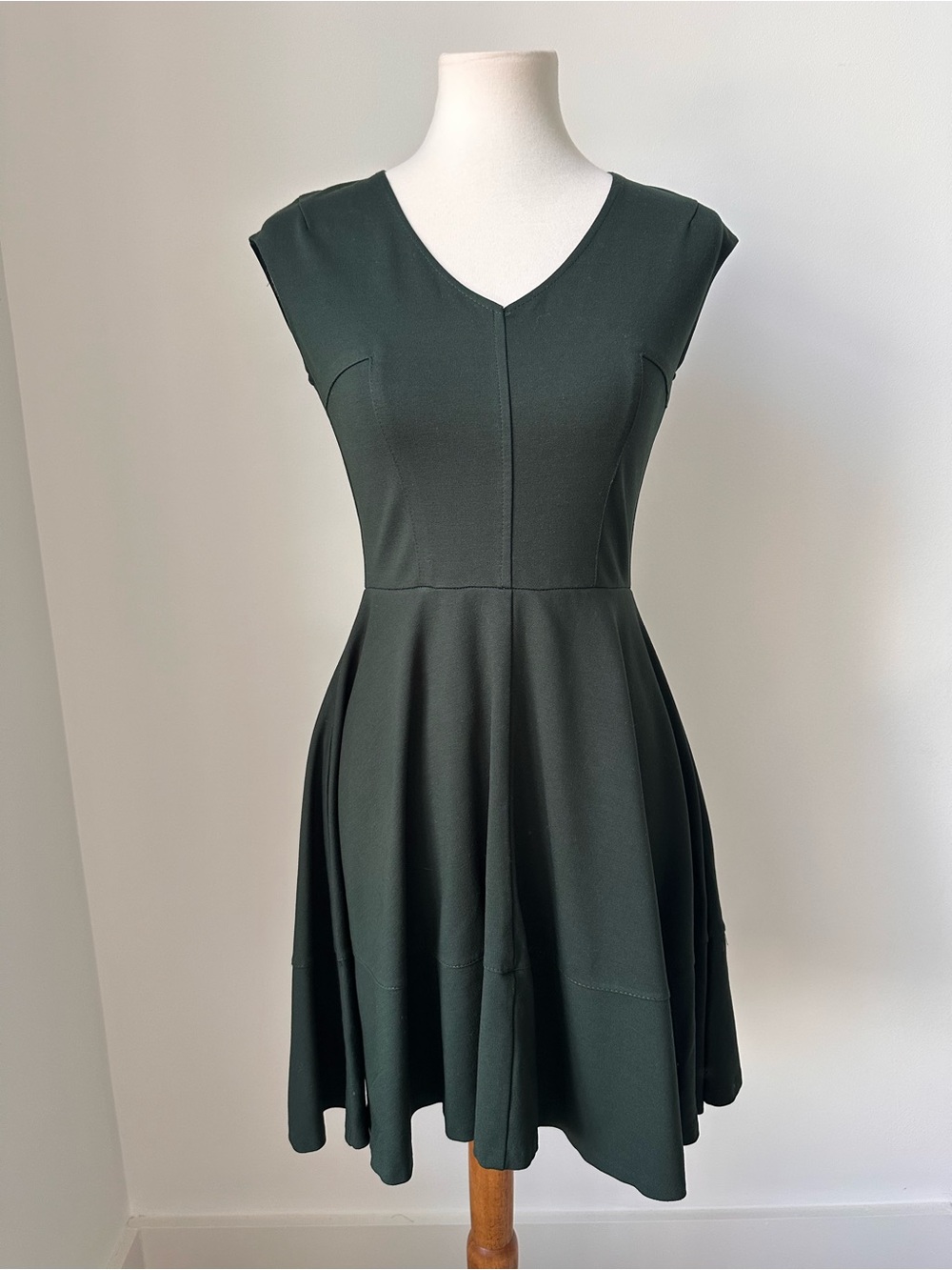 bar III Dark Green V-Neck Fit & Flare Dress Size Medium